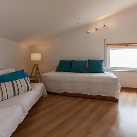 Flh Triplex With Sea View Ericeira